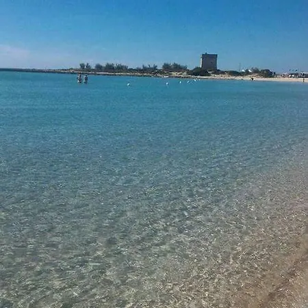 Indipendente A 10 Metri Dal Mare. * Torre Lapillo